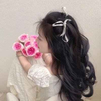 天王之女被曝夜店蹦迪，一个月校园画面流出